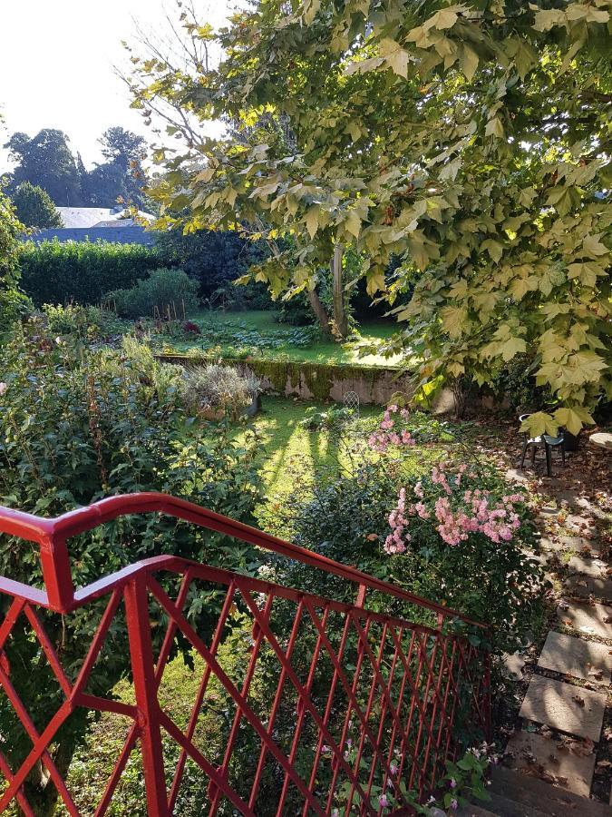 Nay  Le Bearn Sous Les Toits Bed & Breakfast エクステリア 写真